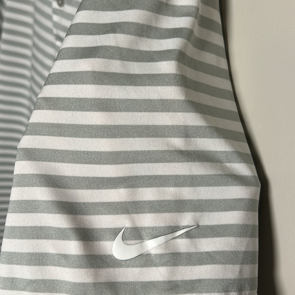 Nike Golf North Carolina Tar Heels Victory Stripe Golf Polo 2.0 White/Gray Sz XL - Picture 5 of 11